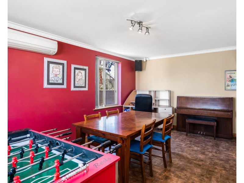 18 Frobisher Avenue, Flinders Park SA 5025