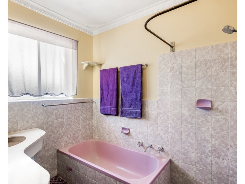 18 Frobisher Avenue, Flinders Park SA 5025