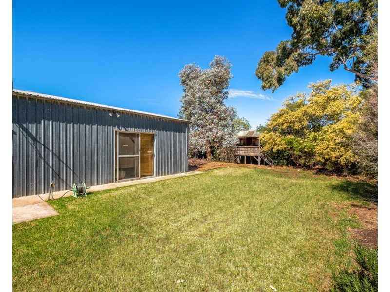 18 Frobisher Avenue, Flinders Park SA 5025