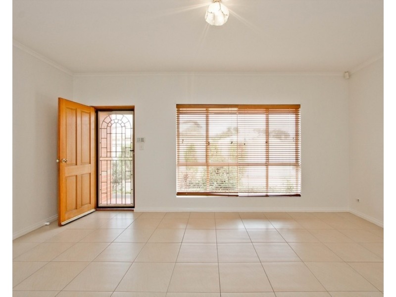 2/37 Douglas Street, Lockleys SA 5032