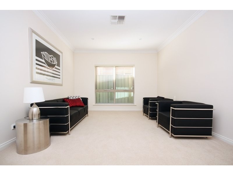 5 Amy Street, Novar Gardens SA 5040