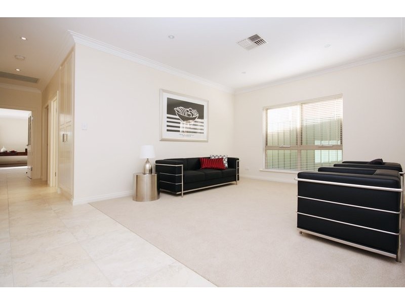 5 Amy Street, Novar Gardens SA 5040