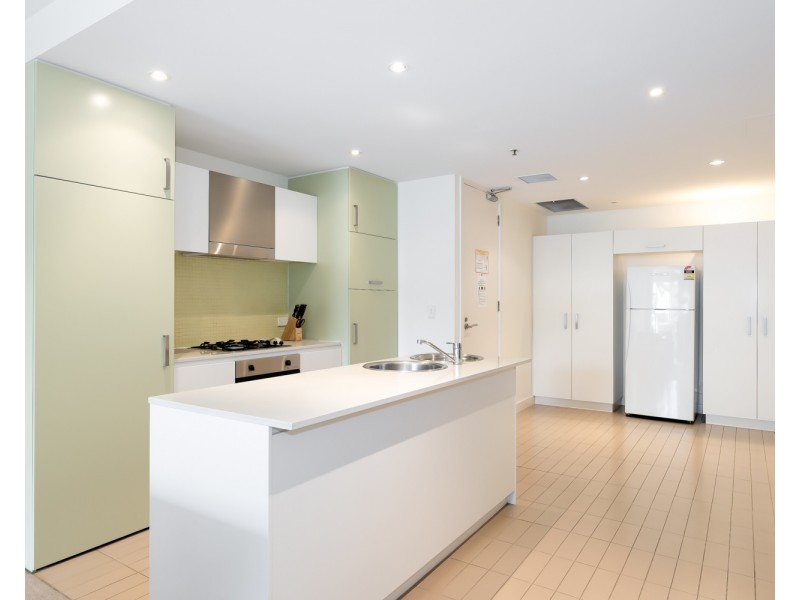 513/27 Colley Terrace, Glenelg SA 5045