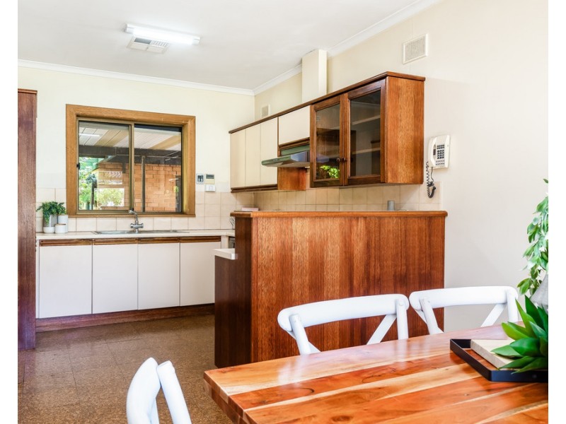 14 Parana Street, Flinders Park SA 5025