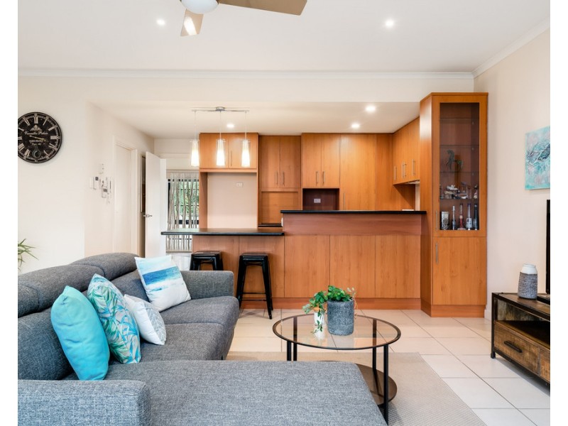 2/12A Mountbatten Terrace, Flinders Park SA 5025