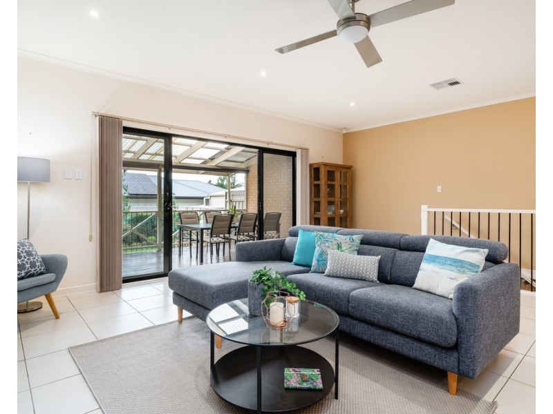 2/12A Mountbatten Terrace, Flinders Park SA 5025