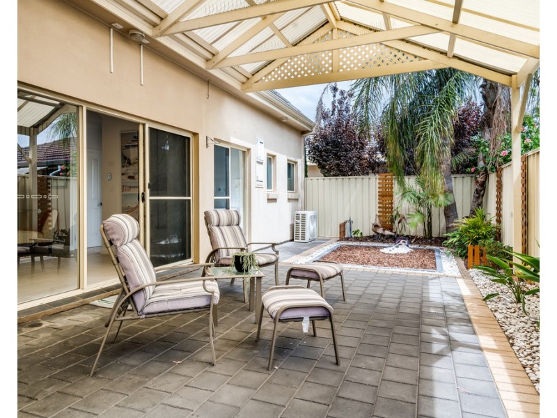 2/74 Charles Sturt Avenue, Grange SA 5022