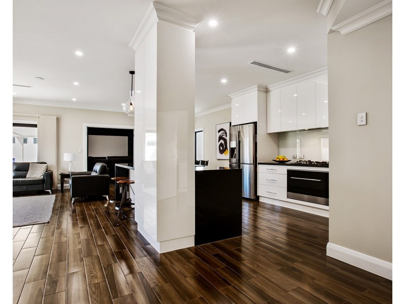 14 Kopcheff Avenue, Fulham Gardens SA 5024