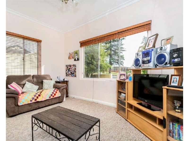 44 Strathfield Terrace, Largs North SA 5016