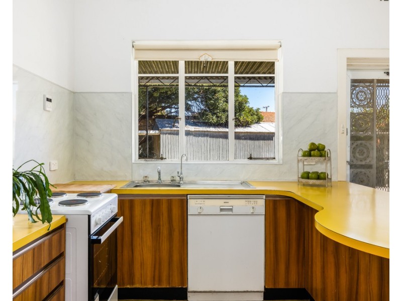 11 Samuel Street, Fulham SA 5024
