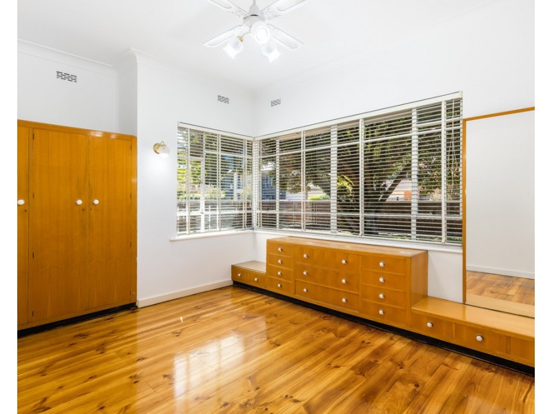 11 Samuel Street, Fulham SA 5024