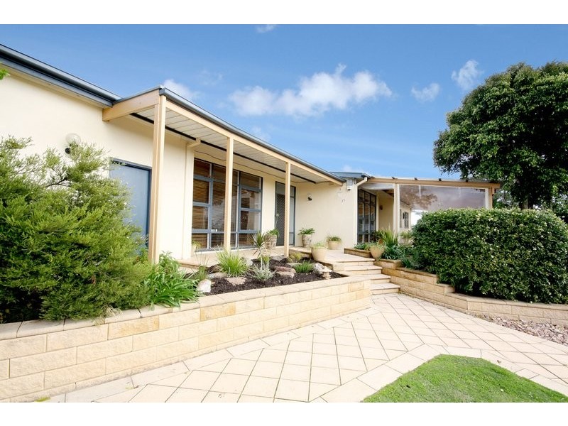 15 West Street, Seacliff Park SA 5049