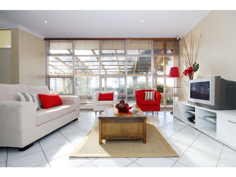 15 West Street, Seacliff Park SA 5049