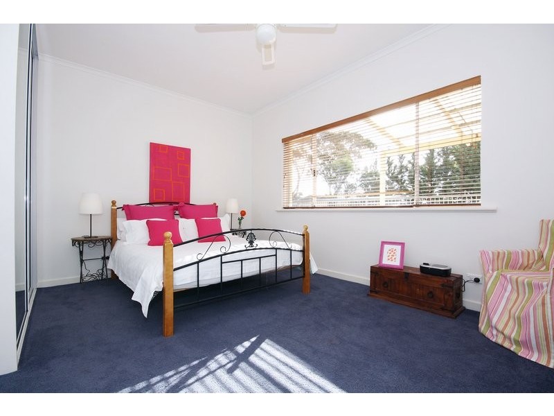 15 West Street, Seacliff Park SA 5049
