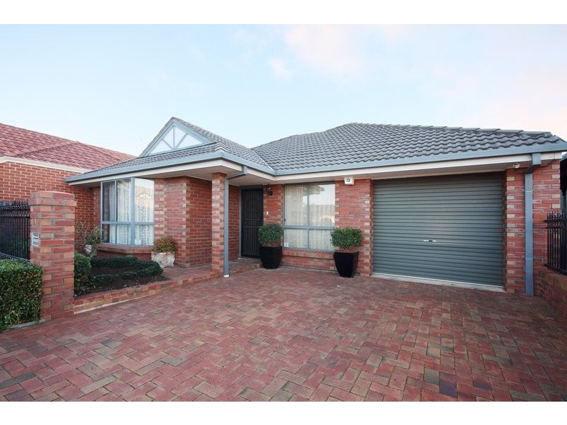 1 Hansen Circuit, Renown Park SA 5008