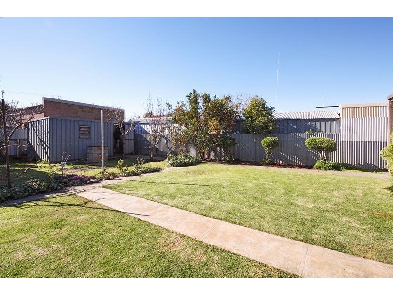 23 Cooke Street, Findon SA 5023