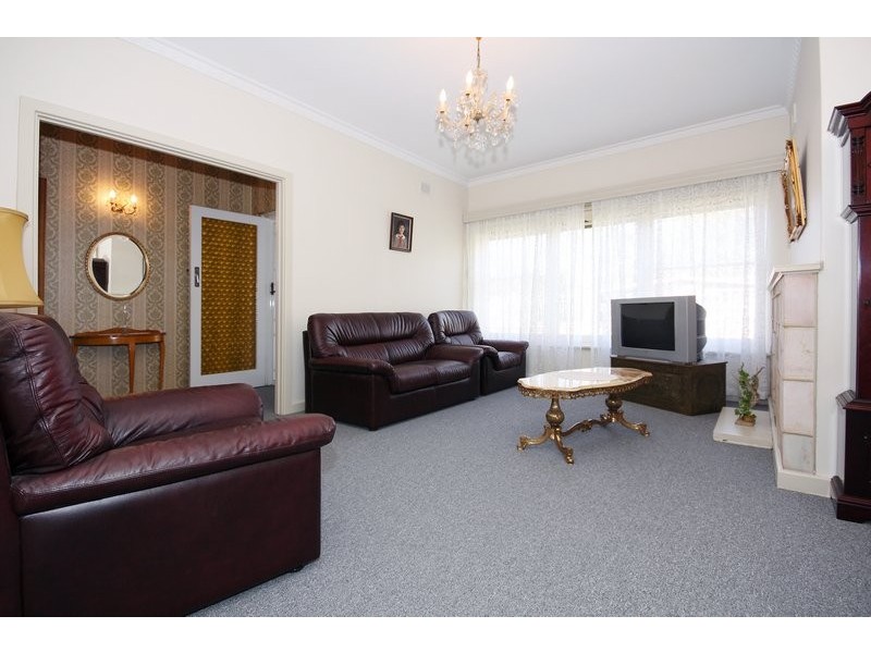 8 Gaskin Road, Flinders Park SA 5025