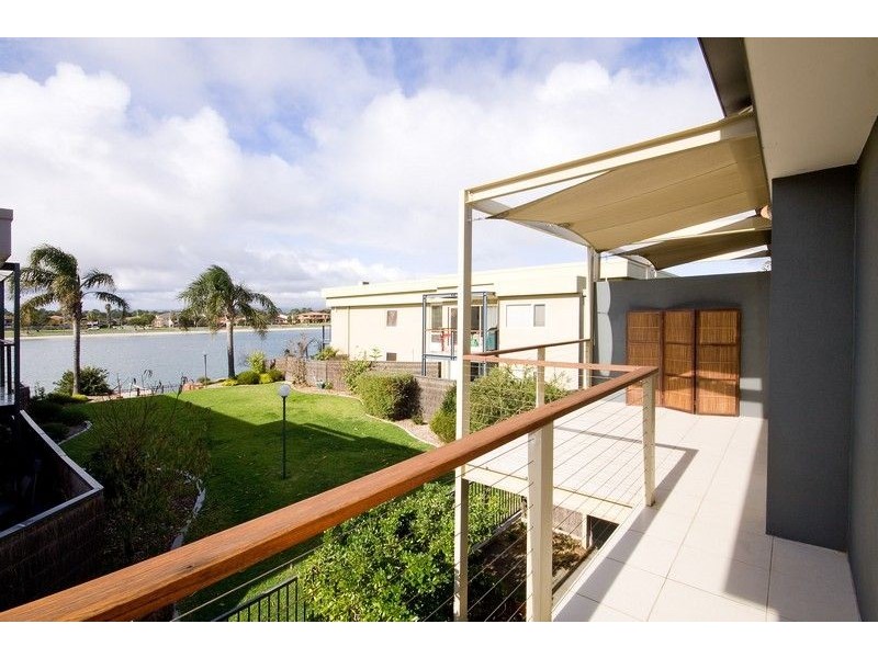 22/74 Military Road, Tennyson SA 5022