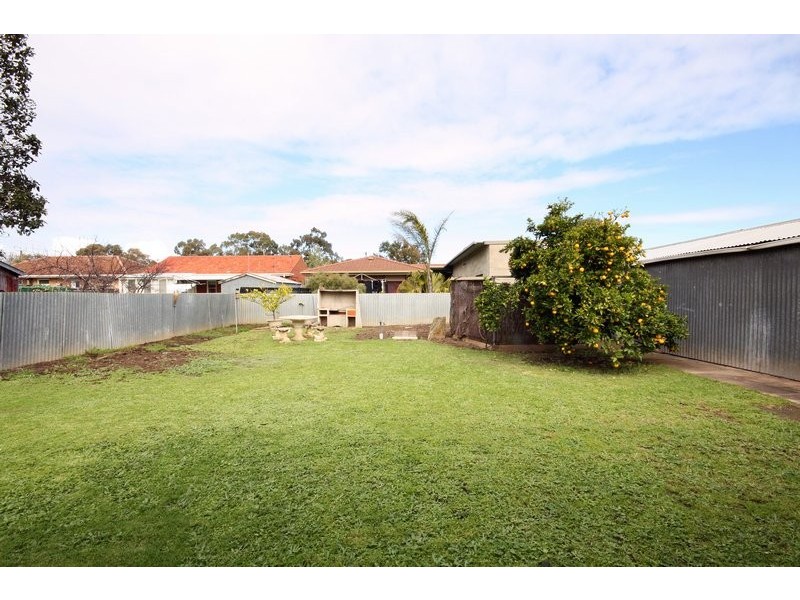 6 Parukala Street, Flinders Park SA 5025