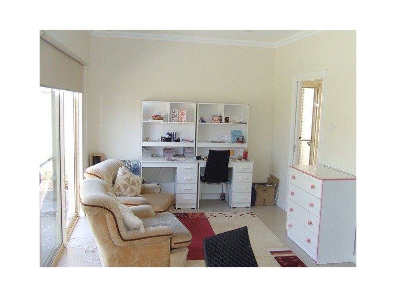 17a Westmoreland Road, Grange SA 5022