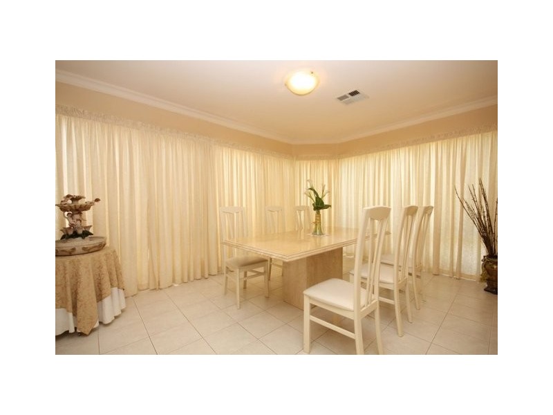 24 Hallett Boulevard, Allenby Gardens SA 5009