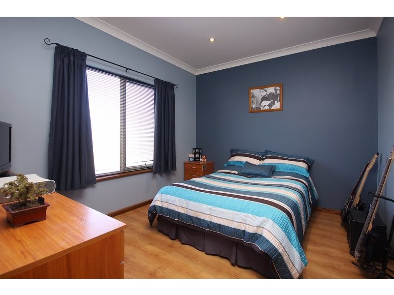 13 Keats Grove, Fulham Gardens SA 5024