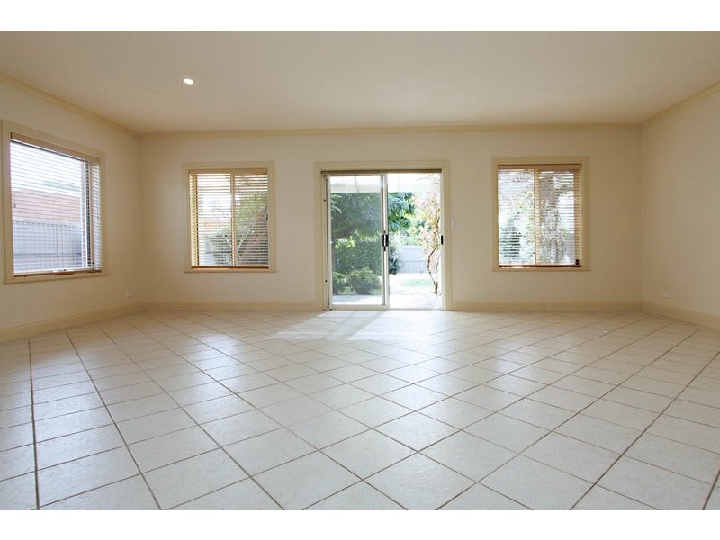 6 Short Street, Woodville South SA 5011