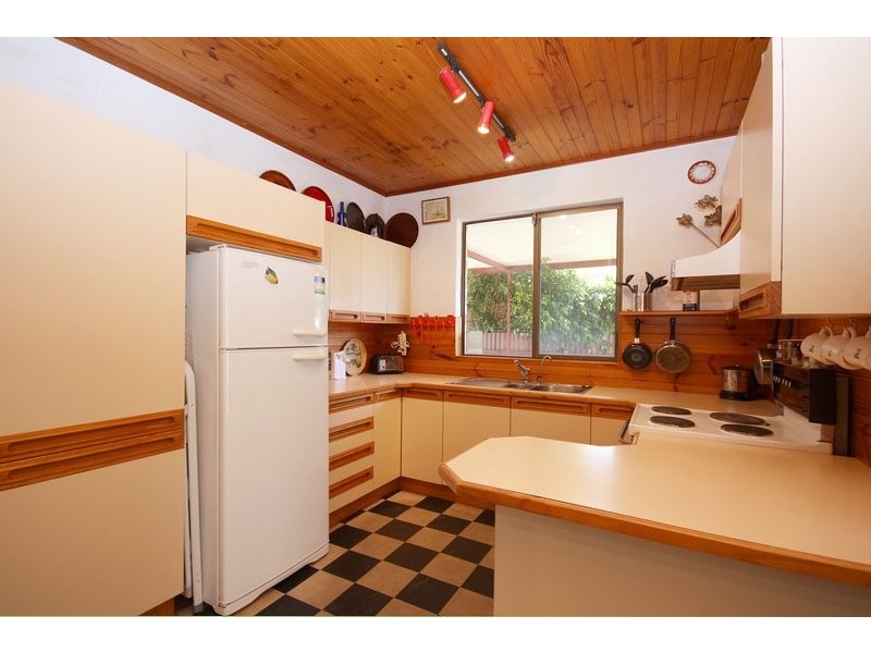 5 Lowry Street, Fulham SA 5024