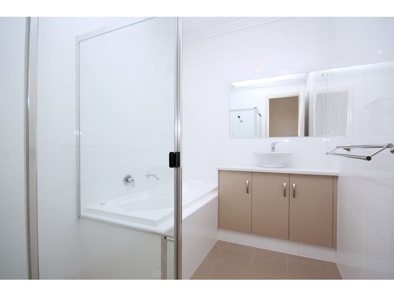 16 Richard Street, Findon SA 5023