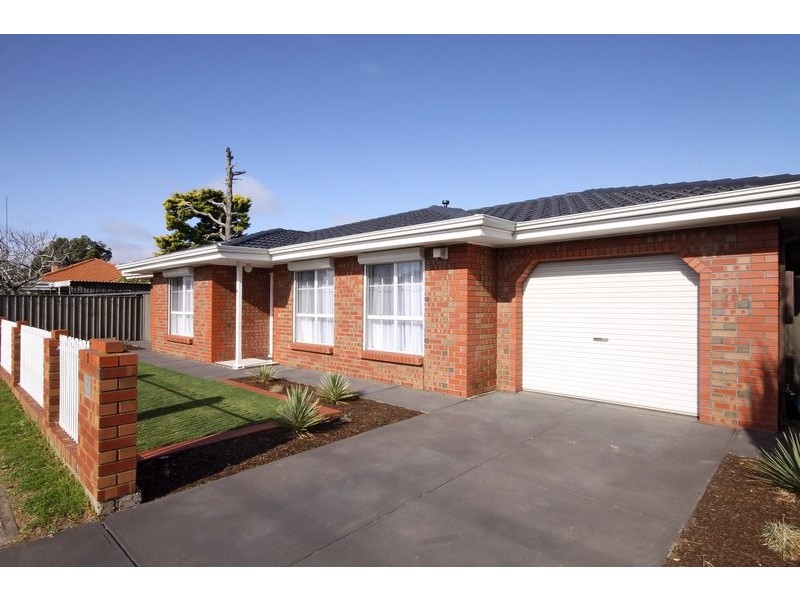 4 Pudney Street, Seaton SA 5023