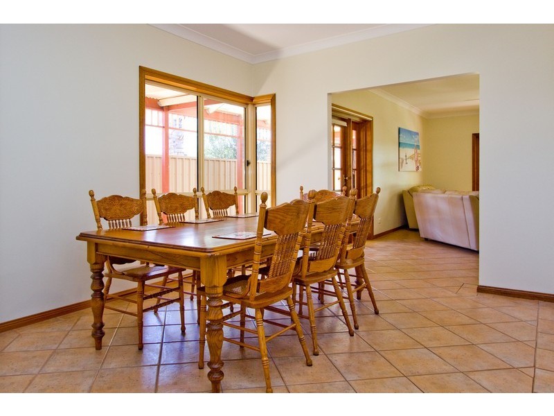 15 Bartlett Terrace, Semaphore Park SA 5019