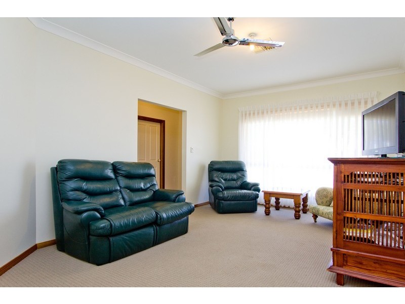 15 Bartlett Terrace, Semaphore Park SA 5019