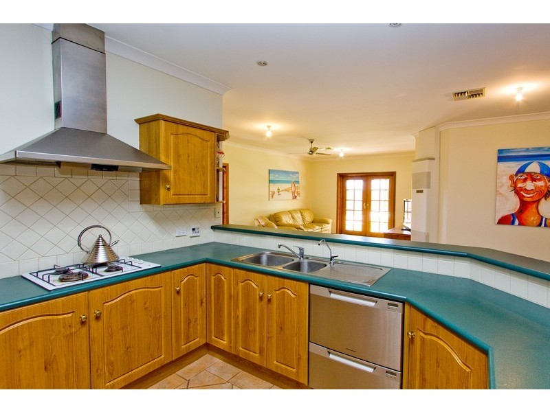 15 Bartlett Terrace, Semaphore Park SA 5019