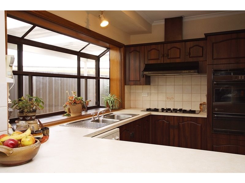 5 Lefkas Court, Seaton SA 5023