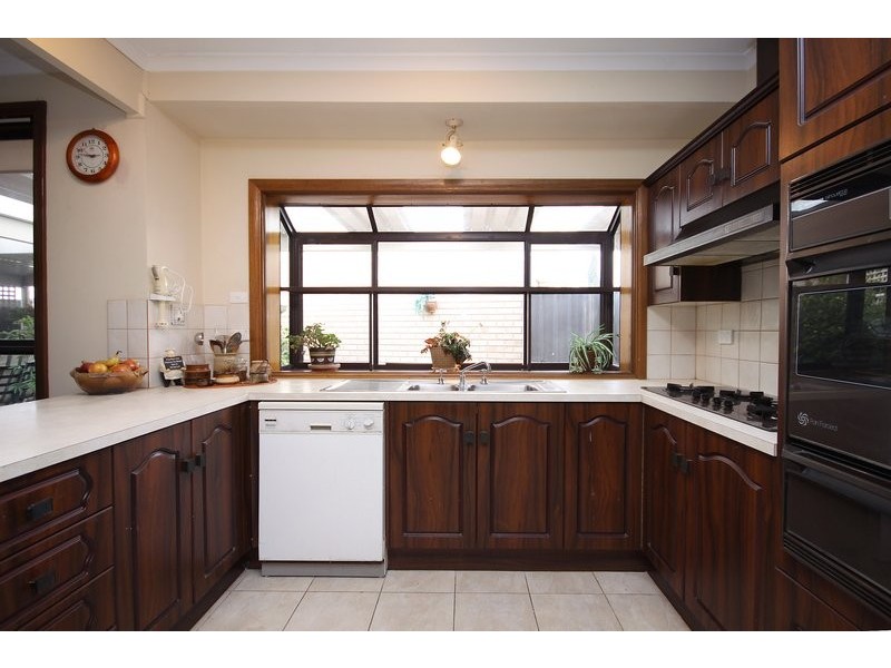 5 Lefkas Court, Seaton SA 5023