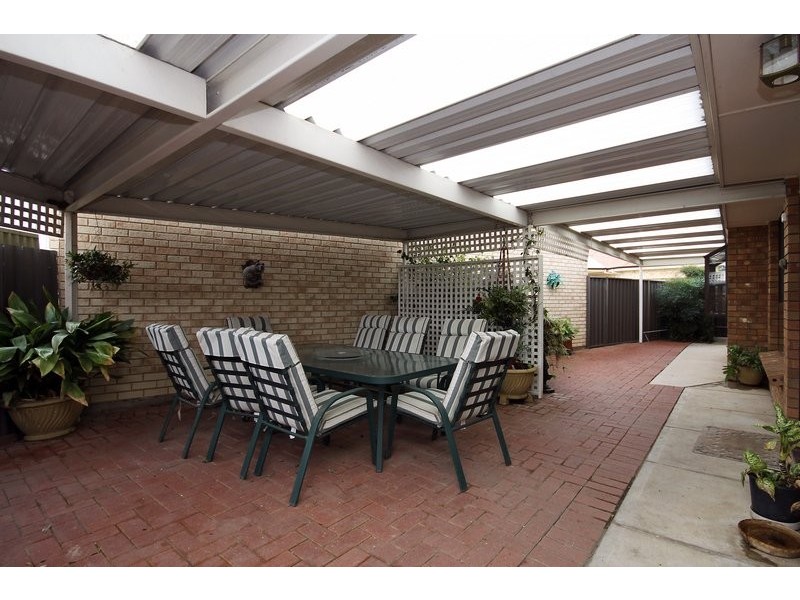 5 Lefkas Court, Seaton SA 5023