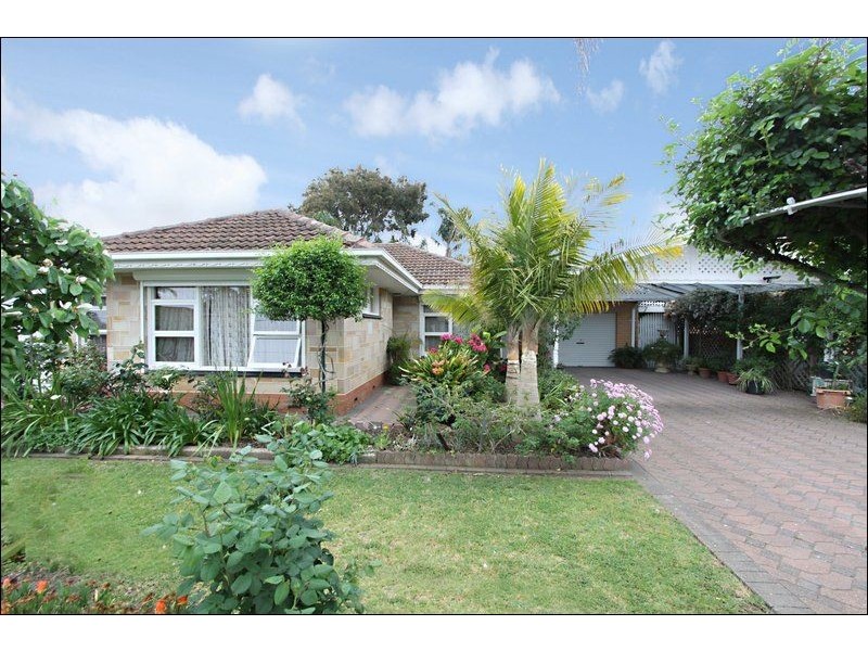 34 Northern Avenue, West Beach SA 5024