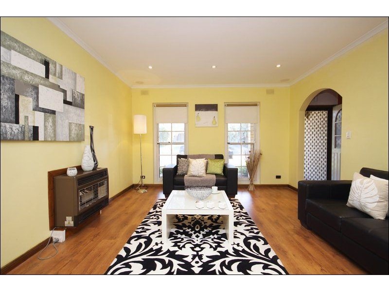 2/30 Military Road, West Beach SA 5024