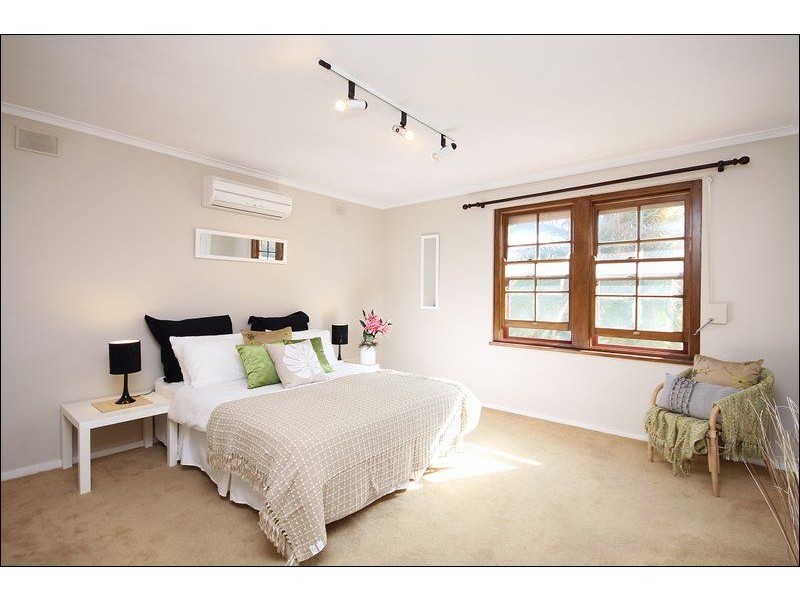 2/30 Military Road, West Beach SA 5024