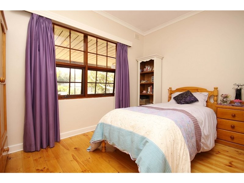 4 Troon Avenue, Seaton SA 5023