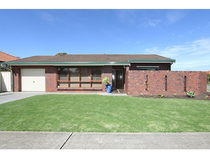 5 Elizabeth Street, Findon SA 5023