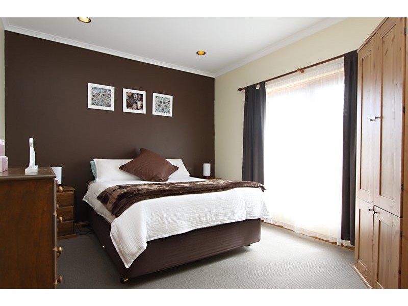 5 Elizabeth Street, Findon SA 5023