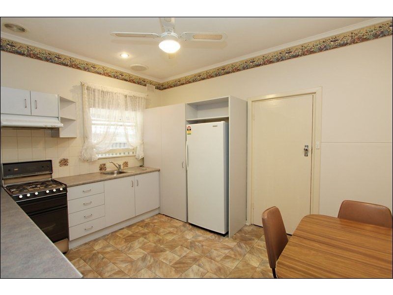 32 Reserve Parade, Findon SA 5023