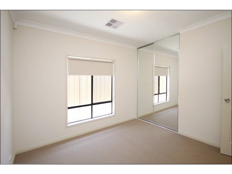 5 Wilford Avenue, Seaton SA 5023