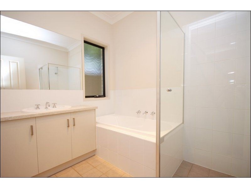 5 Wilford Avenue, Seaton SA 5023