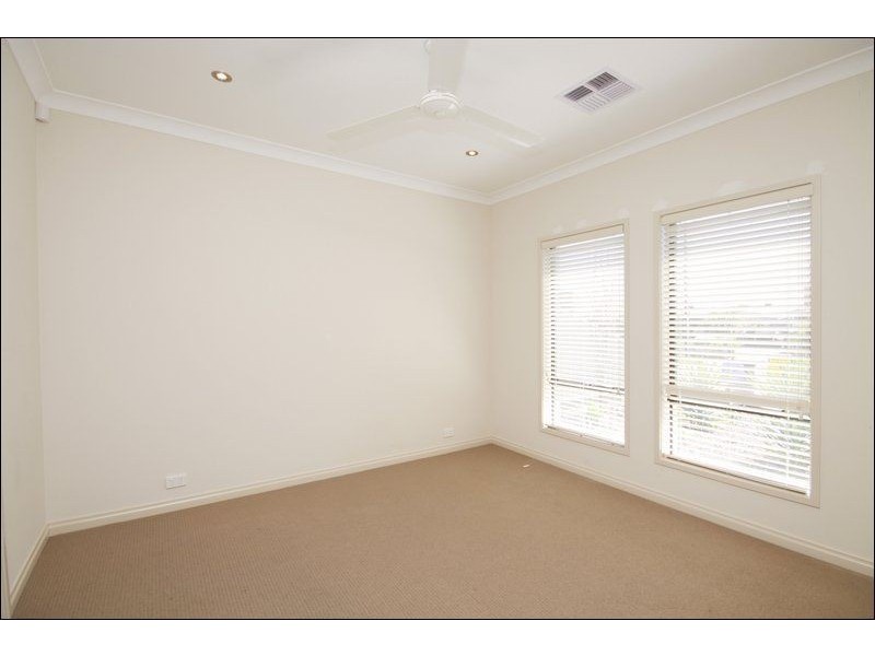 5 Wilford Avenue, Seaton SA 5023