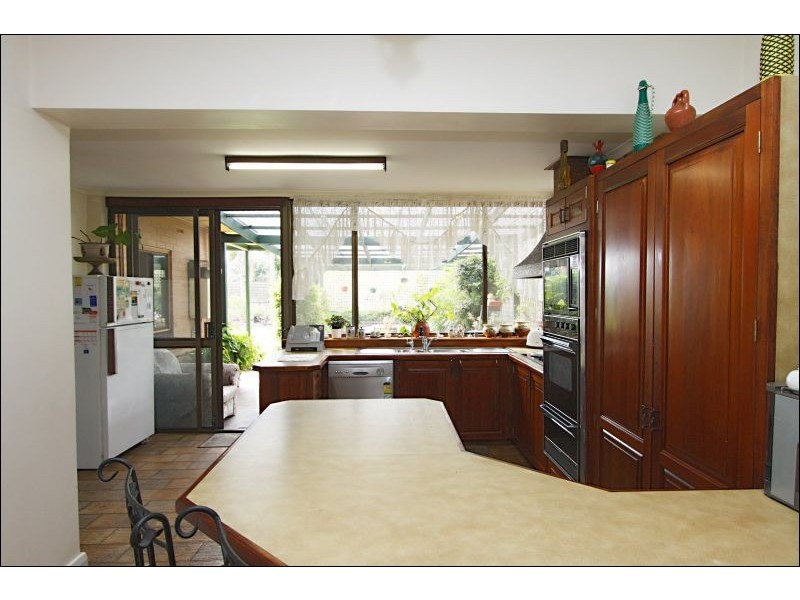 8 Shirley Avenue, Croydon Park SA 5008