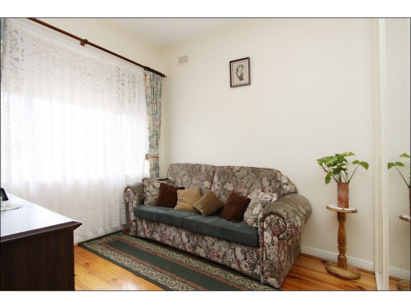 8 Shirley Avenue, Croydon Park SA 5008