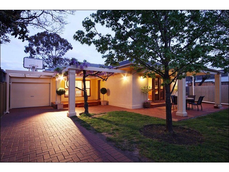 14 Lachlan Ave, Woodville West SA 5011