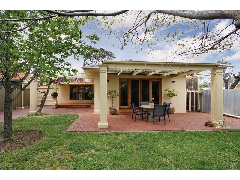 14 Lachlan Ave, Woodville West SA 5011